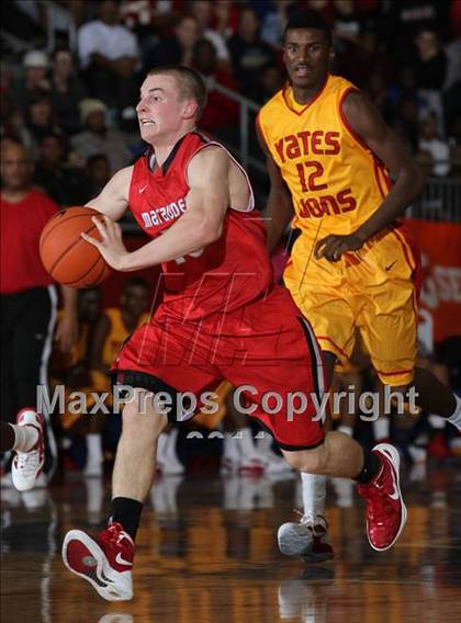 Thumbnail 1 in Marcus vs. Yates (Thanksgiving Hoofest) photogallery.