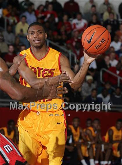 Thumbnail 1 in Marcus vs. Yates (Thanksgiving Hoofest) photogallery.