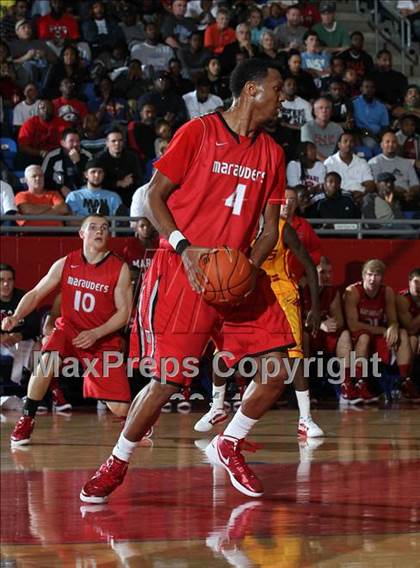 Thumbnail 1 in Marcus vs. Yates (Thanksgiving Hoofest) photogallery.