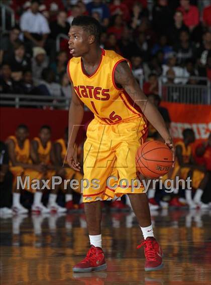 Thumbnail 3 in Marcus vs. Yates (Thanksgiving Hoofest) photogallery.