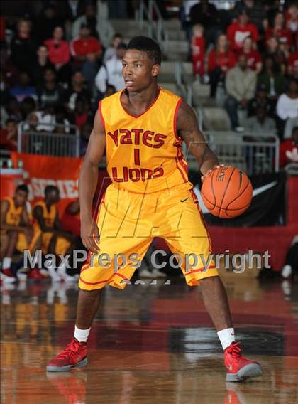 Thumbnail 1 in Marcus vs. Yates (Thanksgiving Hoofest) photogallery.