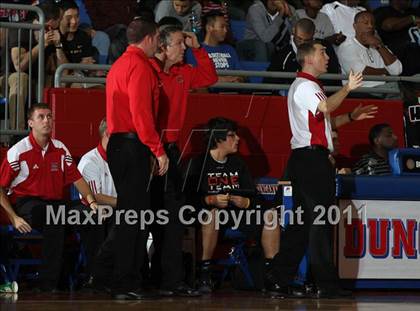 Thumbnail 1 in Marcus vs. Yates (Thanksgiving Hoofest) photogallery.