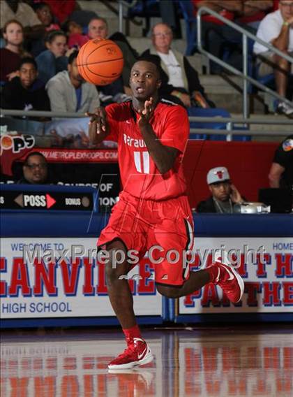 Thumbnail 3 in Marcus vs. Yates (Thanksgiving Hoofest) photogallery.