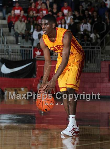 Thumbnail 1 in Marcus vs. Yates (Thanksgiving Hoofest) photogallery.
