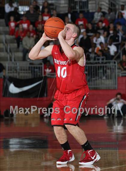 Thumbnail 1 in Marcus vs. Yates (Thanksgiving Hoofest) photogallery.
