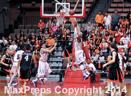 Thumbnail 1 in Coalinga vs Washington Union (CIF CS D4 Final) photogallery.