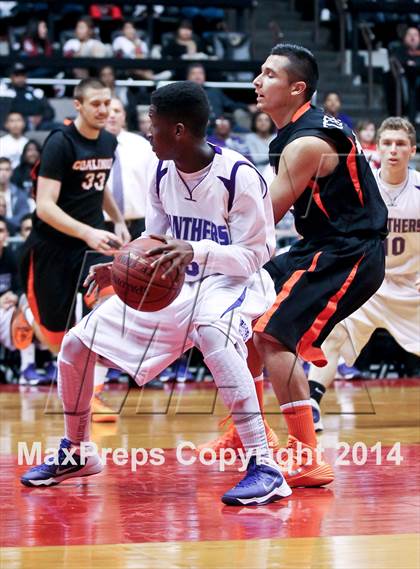 Thumbnail 1 in Coalinga vs Washington Union (CIF CS D4 Final) photogallery.