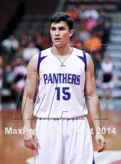 Thumbnail 3 in Coalinga vs Washington Union (CIF CS D4 Final) photogallery.