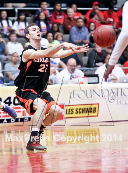 Thumbnail 1 in Coalinga vs Washington Union (CIF CS D4 Final) photogallery.