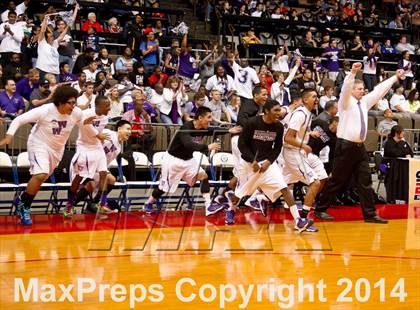 Thumbnail 3 in Coalinga vs Washington Union (CIF CS D4 Final) photogallery.