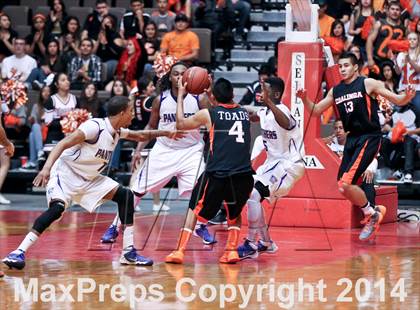 Thumbnail 3 in Coalinga vs Washington Union (CIF CS D4 Final) photogallery.