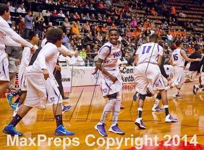Thumbnail 2 in Coalinga vs Washington Union (CIF CS D4 Final) photogallery.
