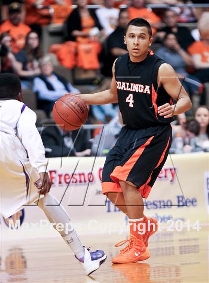 Thumbnail 2 in Coalinga vs Washington Union (CIF CS D4 Final) photogallery.