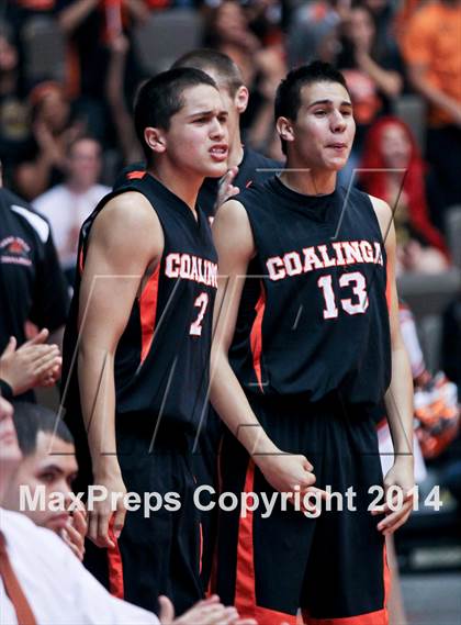 Thumbnail 2 in Coalinga vs Washington Union (CIF CS D4 Final) photogallery.