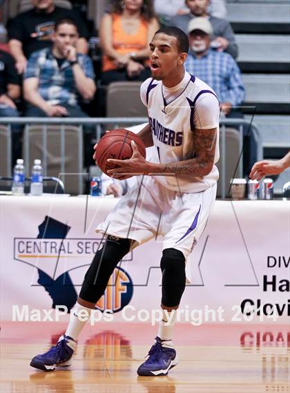 Thumbnail 1 in Coalinga vs Washington Union (CIF CS D4 Final) photogallery.