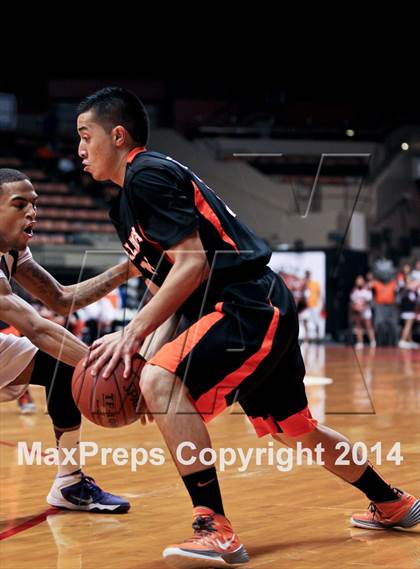 Thumbnail 3 in Coalinga vs Washington Union (CIF CS D4 Final) photogallery.