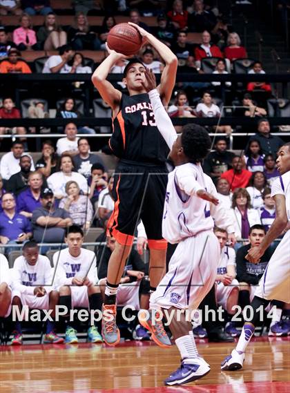 Thumbnail 1 in Coalinga vs Washington Union (CIF CS D4 Final) photogallery.