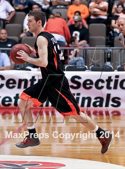 Thumbnail 1 in Coalinga vs Washington Union (CIF CS D4 Final) photogallery.