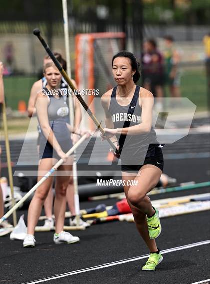 Thumbnail 3 in NCHSAA 4A West Regional (Pole Vault) photogallery.