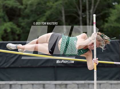 Thumbnail 2 in NCHSAA 4A West Regional (Pole Vault) photogallery.