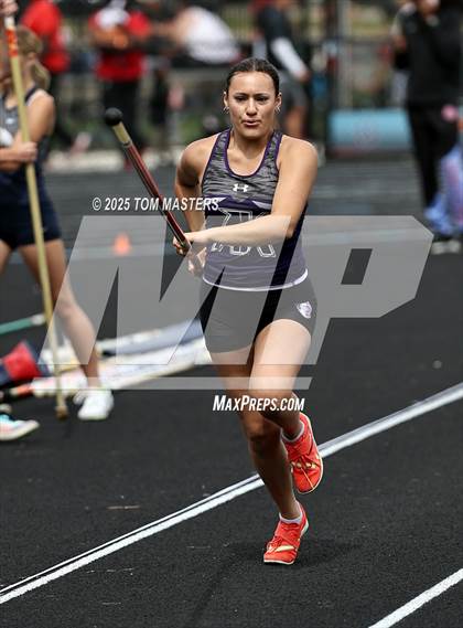 Thumbnail 2 in NCHSAA 4A West Regional (Pole Vault) photogallery.