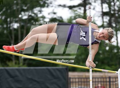Thumbnail 1 in NCHSAA 4A West Regional (Pole Vault) photogallery.