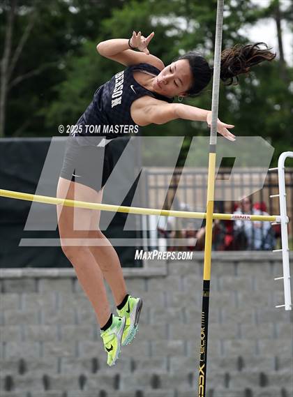 Thumbnail 1 in NCHSAA 4A West Regional (Pole Vault) photogallery.