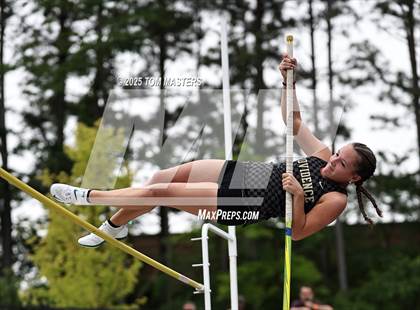 Thumbnail 2 in NCHSAA 4A West Regional (Pole Vault) photogallery.
