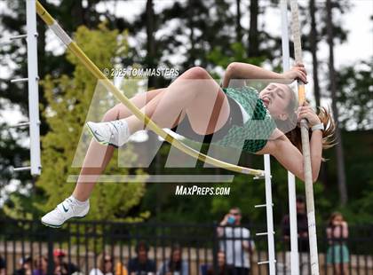 Thumbnail 3 in NCHSAA 4A West Regional (Pole Vault) photogallery.