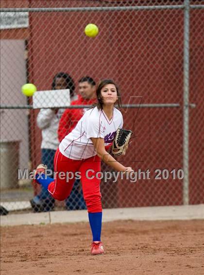 Thumbnail 2 in East Union vs. Patterson photogallery.