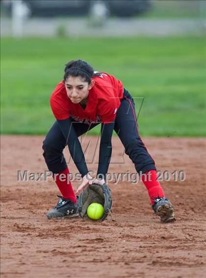 Thumbnail 2 in East Union vs. Patterson photogallery.