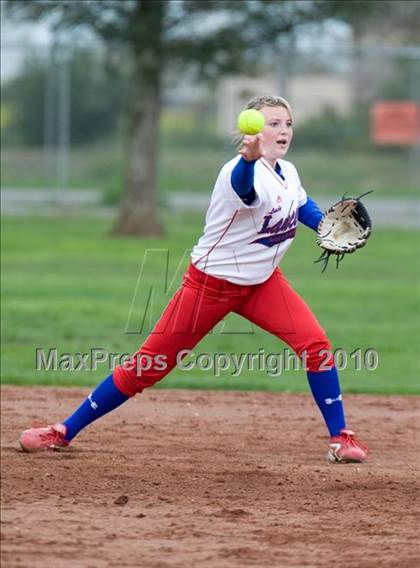 Thumbnail 1 in East Union vs. Patterson photogallery.