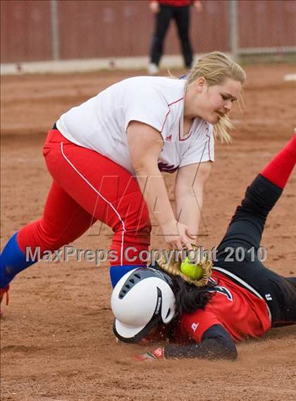 Thumbnail 3 in East Union vs. Patterson photogallery.