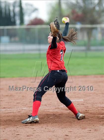 Thumbnail 1 in East Union vs. Patterson photogallery.
