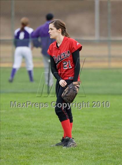 Thumbnail 1 in East Union vs. Patterson photogallery.