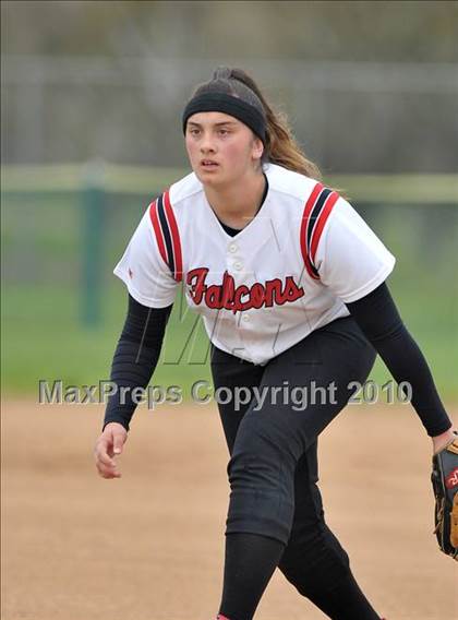 Thumbnail 3 in Fairfield vs. Righetti (Victory Pre-Season Tournament) photogallery.