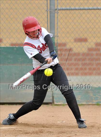 Thumbnail 3 in Fairfield vs. Righetti (Victory Pre-Season Tournament) photogallery.