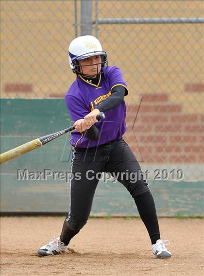Thumbnail 3 in Fairfield vs. Righetti (Victory Pre-Season Tournament) photogallery.