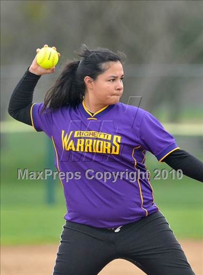 Thumbnail 2 in Fairfield vs. Righetti (Victory Pre-Season Tournament) photogallery.