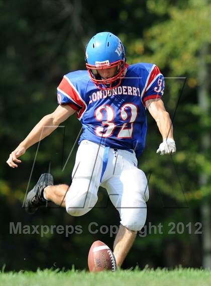 Thumbnail 1 in Londonderry @ Alvirne photogallery.