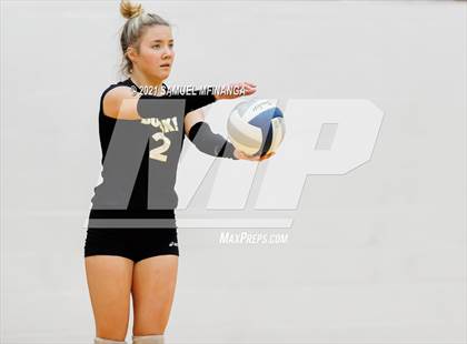 Thumbnail 2 in Burke vs. Omaha South photogallery.