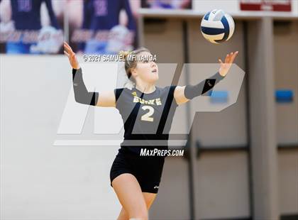 Thumbnail 3 in Burke vs. Omaha South photogallery.