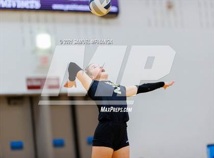 Thumbnail 1 in Burke vs. Omaha South photogallery.