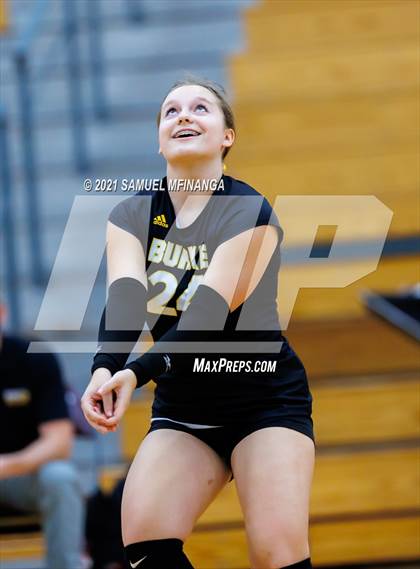 Thumbnail 3 in Burke vs. Omaha South photogallery.