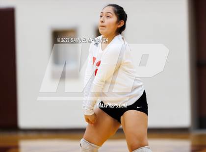 Thumbnail 3 in Burke vs. Omaha South photogallery.