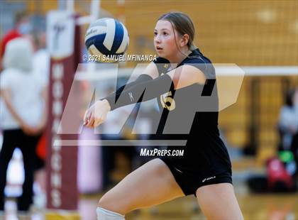 Thumbnail 1 in Burke vs. Omaha South photogallery.