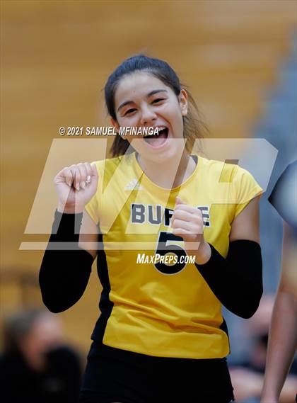 Thumbnail 1 in Burke vs. Omaha South photogallery.