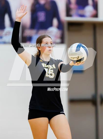Thumbnail 2 in Burke vs. Omaha South photogallery.