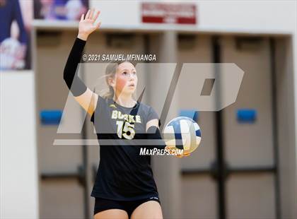 Thumbnail 2 in Burke vs. Omaha South photogallery.
