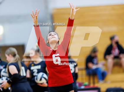 Thumbnail 3 in Burke vs. Omaha South photogallery.